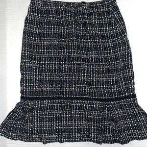 Tweeted skirt